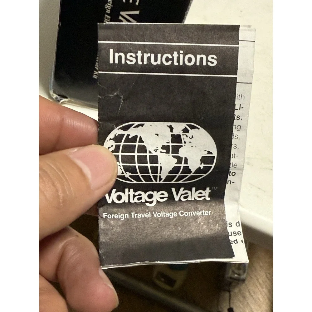 VOLTAGE VALET Foreign Electricity Converter50 Watt /1600 Watt, model